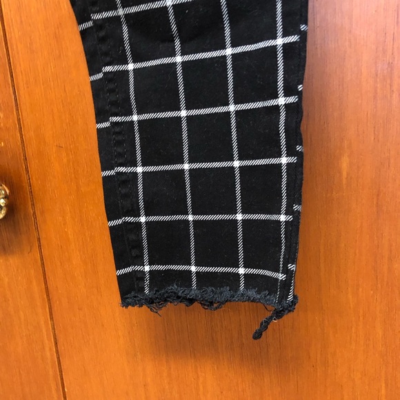 Grid Pattern Pants - Picture 4 of 6